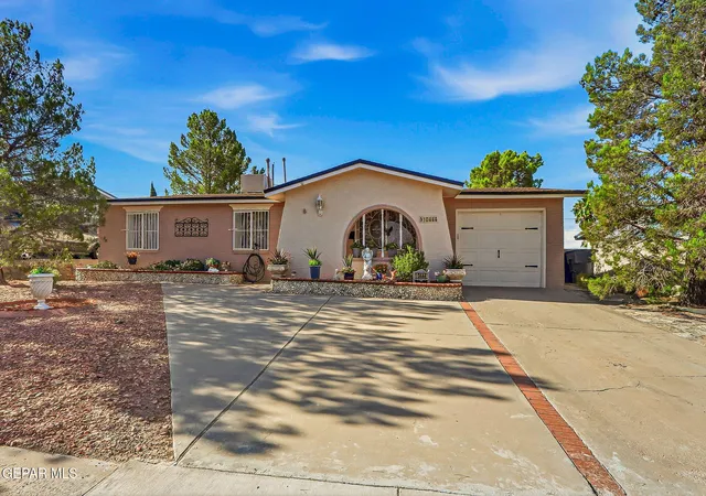 Photo 3 of Single family home for sale at 10444 Tomwood Ave, El Paso, TX 79925 | MLS# 949709 | Listing updated on 2026-09-03