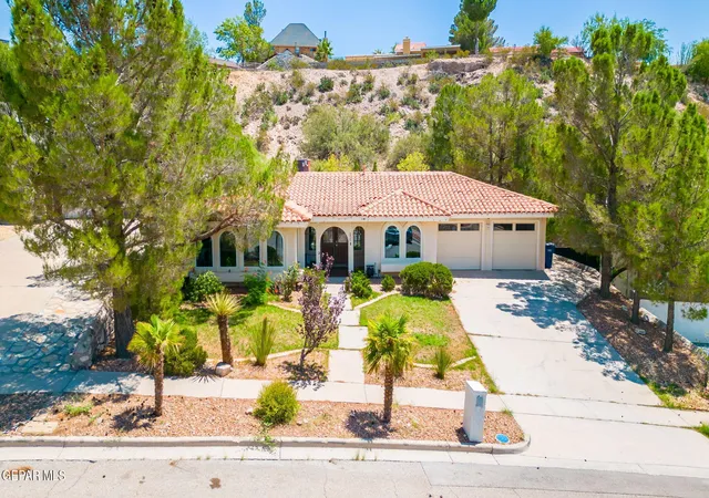 Photo 2 of Sale Pending at 856 Hempstead Dr, El Paso, TX 79912 | MLS# 949818 | Listing updated on 2026-09-02