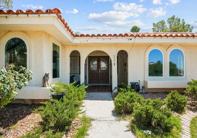 Photo 3 of Sale Pending at 856 Hempstead Dr, El Paso, TX 79912 | MLS# 949818 | Listing updated on 2026-09-02
