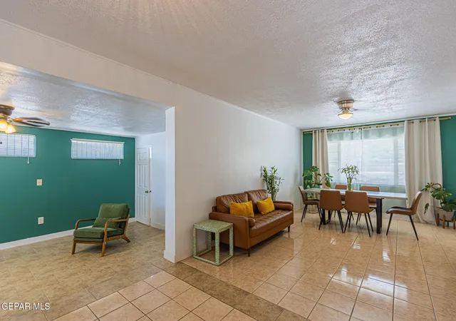Photo 3 of Single family home for sale at 8115 La Paloma Cir, El Paso, TX 79907 | MLS# 949759 | Listing updated on 2026-09-25