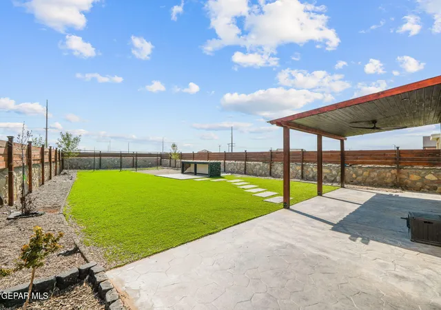 Photo 1 of Single family home for sale at 1024 Summer Lake St, El Paso, TX 79928 | MLS# 950243 | Listing updated on 2026-10-30