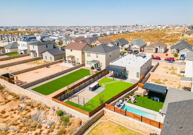 Photo 4 of Single family home for sale at 1024 Summer Lake St, El Paso, TX 79928 | MLS# 950243 | Listing updated on 2026-10-30