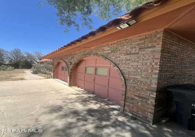 Photo 2 of Sale Pending at 416 Penroy Ln, Horizon City, TX 79928 | MLS# 949750 | Listing updated on 2026-09-29