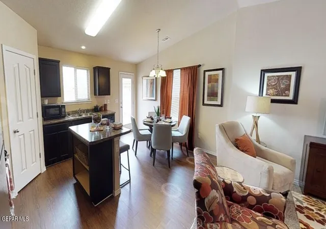 2nd image of 1045 Victor Mendoza Sr Wy, Horizon City, TX 79928 | MLS# 949736