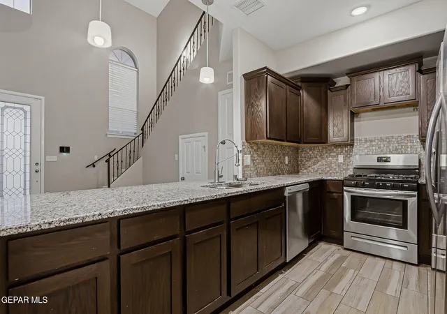 Photo 4 of Single family home for sale at 6572 Hoop St, El Paso, TX 79932 | MLS# 949776 | Listing updated on 2026-09-19