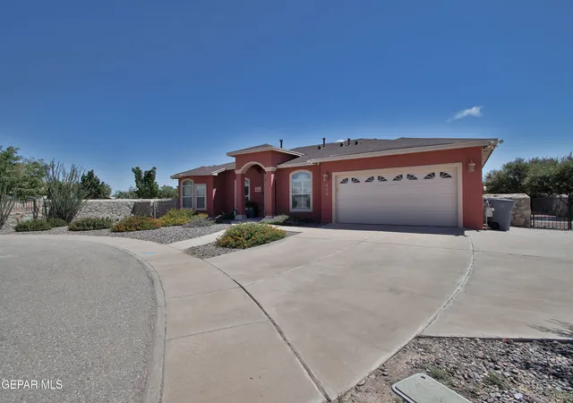 Photo 4 of Sale Pending at 920 Tyler Seth Ave, El Paso, TX 79932 | MLS# 949852 | Listing updated on 2026-08-28
