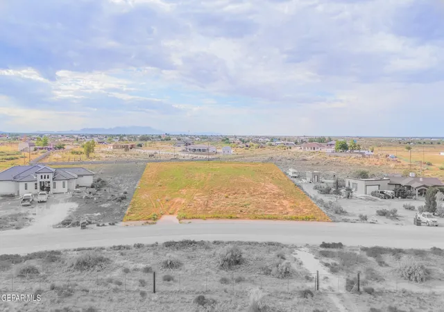 2nd image of 14261 Wagon Trail Dr, El Paso, TX 79938 | MLS# 949806