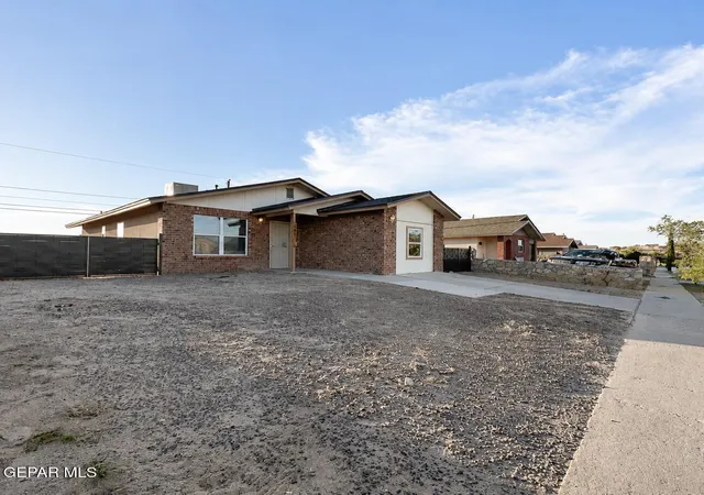 Photo 1 of Single family home for sale at 441 Reilly Ln, El Paso, TX 79928 | MLS# 949769 | Listing updated on 2026-08-26