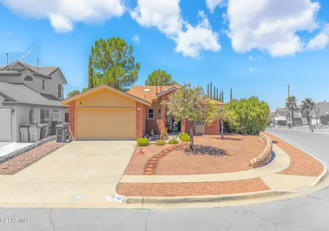 2nd image of 1237 Night Hawk Dr, El Paso, TX 79912 | MLS# 949790