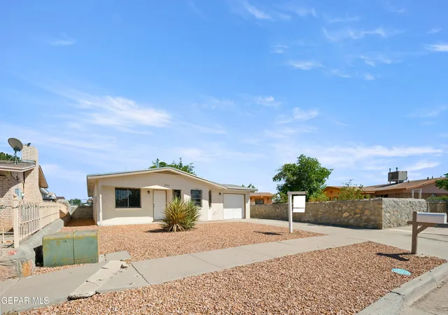 Photo 3 of Sale Pending at 8504 Danube Cir, El Paso, TX 79907 | MLS# 949788 | Listing updated on 2026-08-24