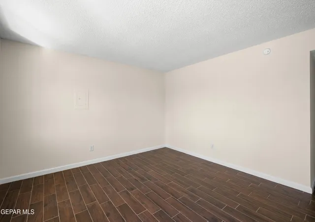 Photo 3 of Sale Pending at 8504 Danube Cir, El Paso, TX 79907 | MLS# 949788 | Listing updated on 2026-08-24