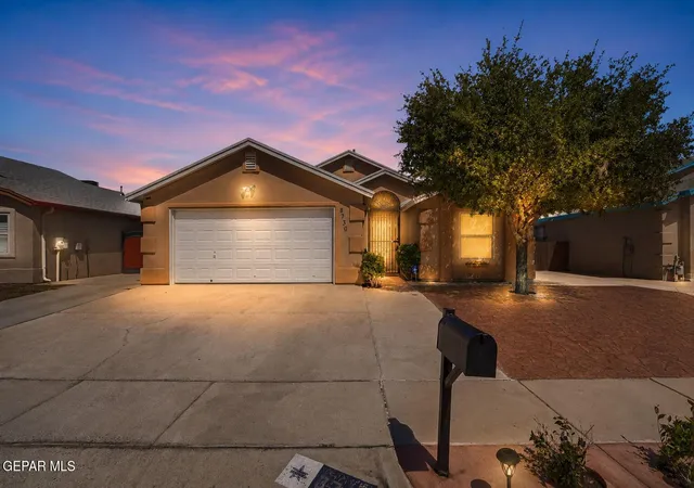 Photo 1 of Sale Pending at 8730 Comet St, El Paso, TX 79904 | MLS# 949824 | Listing updated on 2026-09-08