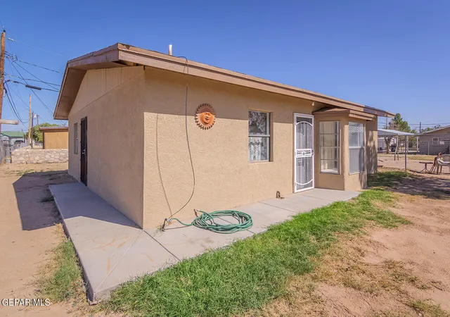 Photo 3 of Single family home for sale at 611 Delhi Dr, Socorro, TX 79927 | MLS# 949838 | Listing updated on 2026-08-22
