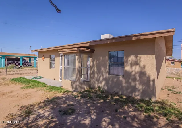 Photo 4 of Single family home for sale at 611 Delhi Dr, Socorro, TX 79927 | MLS# 949838 | Listing updated on 2026-08-22