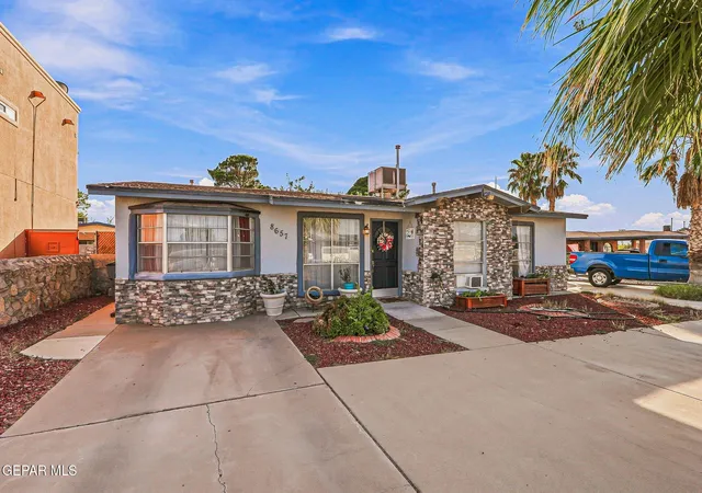 Photo 1 of Sale Pending at 8657 La Gente Wy, El Paso, TX 79907 | MLS# 950201 | Listing updated on 2026-09-03