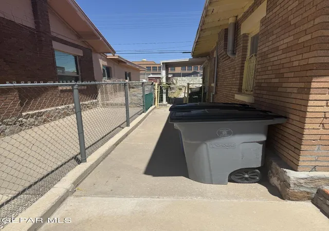 Photo 3 of Single family home for sale at 3515 Altura Ave, El Paso, TX 79930 | MLS# 949905 | Listing updated on 2026-08-24