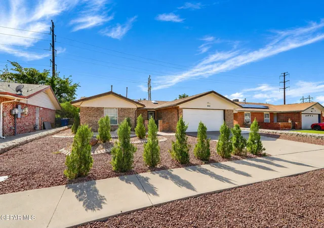 Photo 4 of Sale Pending at 3441 Red Sails Dr, El Paso, TX 79936 | MLS# 950149 | Listing updated on 2026-09-17