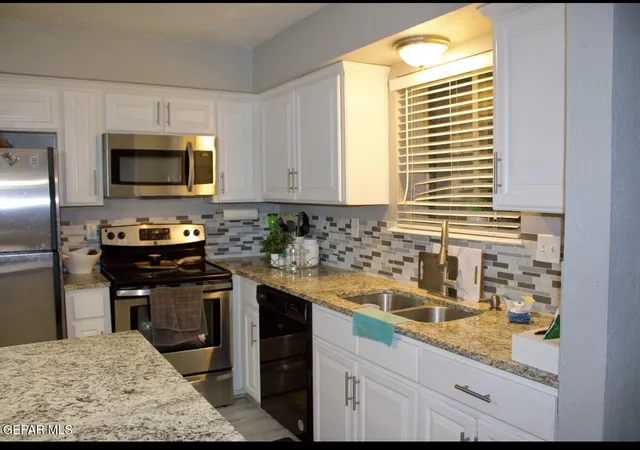 Photo 3 of Condo for sale at 4433 N Stanton St #H410, El Paso, TX 79902 | MLS# 950109 | Listing updated on 2026-09-16