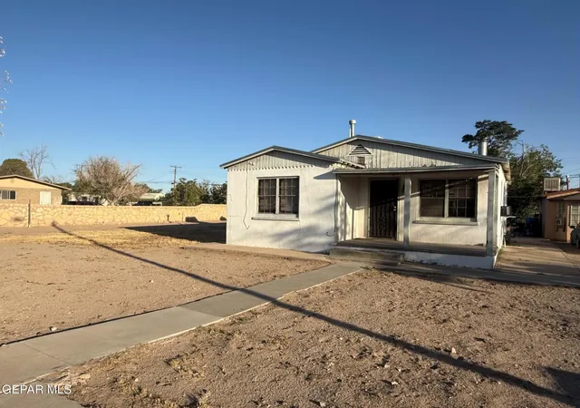Photo 2 of Single family home for sale at 208 Columbia Ave, El Paso, TX 79907 | MLS# 950118 | Listing updated on 2026-08-27