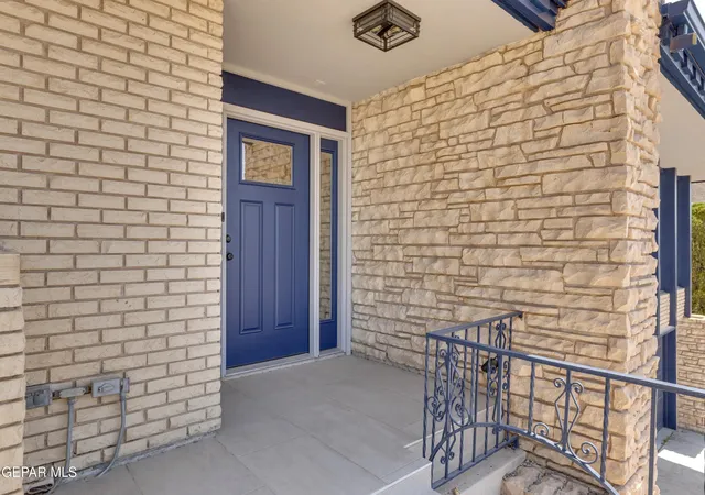 Photo 4 of Single family home for sale at 4004 Flamingo Dr, El Paso, TX 79902 | MLS# 950172 | Listing updated on 2026-09-18