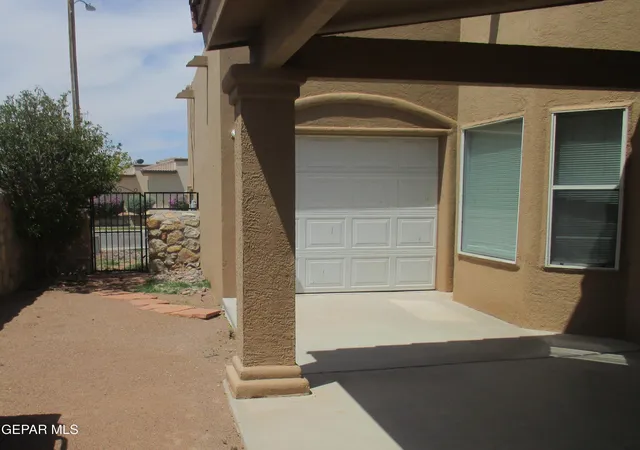 Photo 16 of Single family home for sale at 6043 Lourdes Rd, Santa Teresa, NM 88008 | MLS# 950225 | Listing updated on 2026-08-29