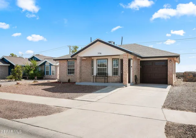Photo 2 of Sale Pending at 336 Tierra Linda Dr, Horizon City, TX 79928 | MLS# 950147 | Listing updated on 2026-09-03