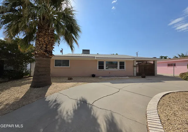 Photo 1 of Sale Pending at 1400 Idlewilde Dr, El Paso, TX 79925 | MLS# 950134 | Listing updated on 2026-09-17