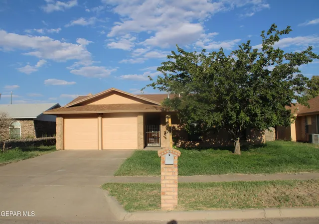 Photo 1 of Single family home for sale at 11048 Middledale St, El Paso, TX 79934 | MLS# 950139 | Listing updated on 2026-08-28