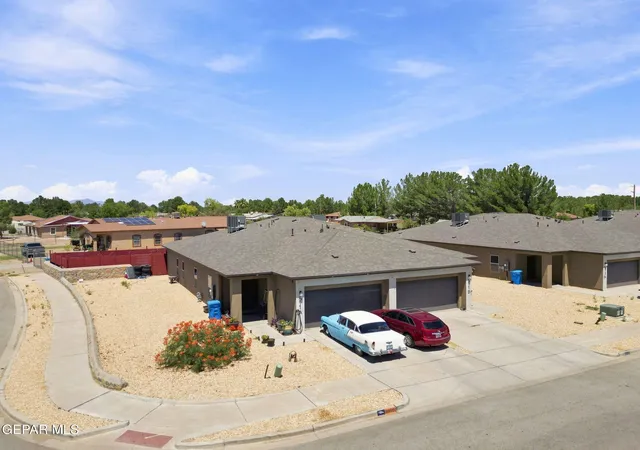 Photo 3 of Multi family home for sale at 511 Dusk View St #B, Socorro, TX 79927 | MLS# 950210 | Listing updated on 2026-08-29