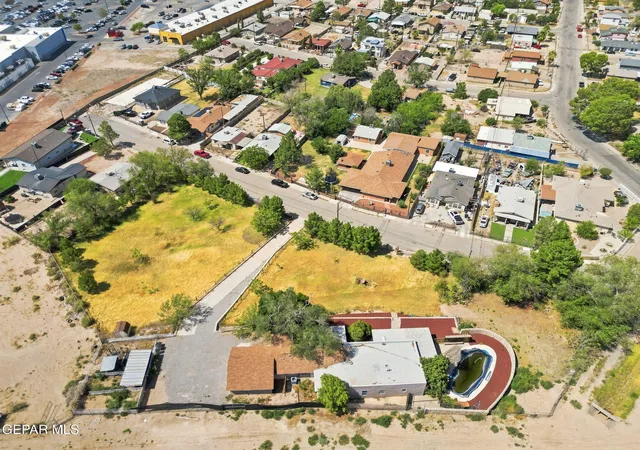 Photo 3 of Single family home for sale at 9401 Pavo Ln, El Paso, TX 79907 | MLS# 950218 | Listing updated on 2026-09-07