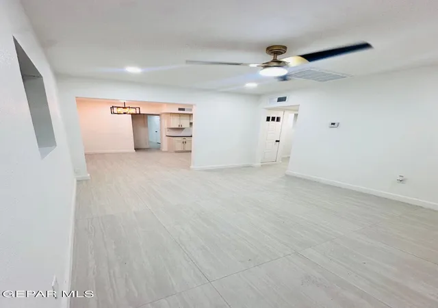 Photo 3 of Single family home for sale at 6210 Cleveland Ave, El Paso, TX 79905 | MLS# 950159 | Listing updated on 2026-09-15