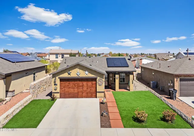 Single family home for sale at 724 Villa Romero Dr, Horizon City, TX 79928 | MLS# 950235