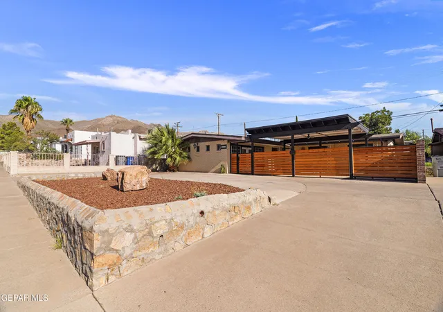 Photo 2 of Single family home for sale at 3111 Altura Ave, El Paso, TX 79930 | MLS# 950174 | Listing updated on 2026-09-15