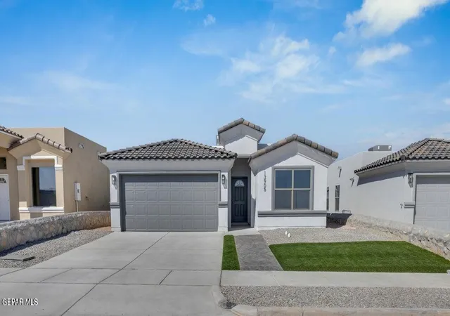 Single family home for sale at 13936 Paseo Alegre Ave, El Paso, TX 79928 | MLS# 950184