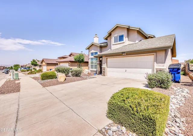 Photo 3 of Single family home for sale at 6825 Cactus Thrush Dr, El Paso, TX 79911 | MLS# 950209 | Listing updated on 2026-09-14