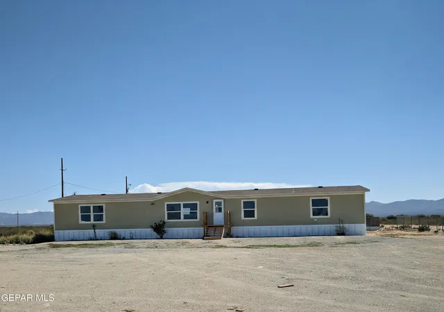 Photo 1 of Manufactured home for sale at 12163 Holman Rd, Las Cruces, NM 88012 | MLS# 950215 | Listing updated on 2026-08-29