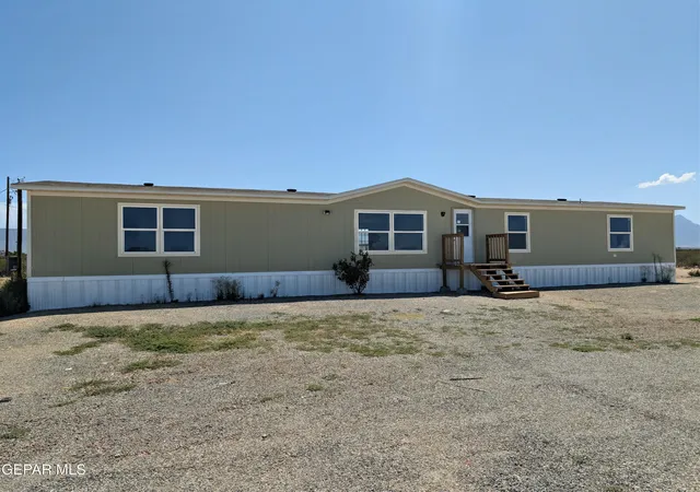 Photo 3 of Manufactured home for sale at 12163 Holman Rd, Las Cruces, NM 88012 | MLS# 950215 | Listing updated on 2026-08-29