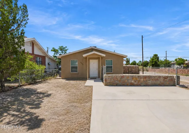 Multi family home for sale at 4000 Clifton Ave #A/B, El Paso, TX 79903 | MLS# 950329
