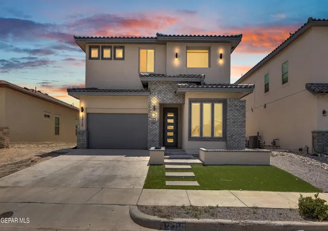 Photo 2 of Single family home for sale at 13716 Flora Vista Ave, Horizon City, TX 79928 | MLS# 950238 | Listing updated on 2026-09-15