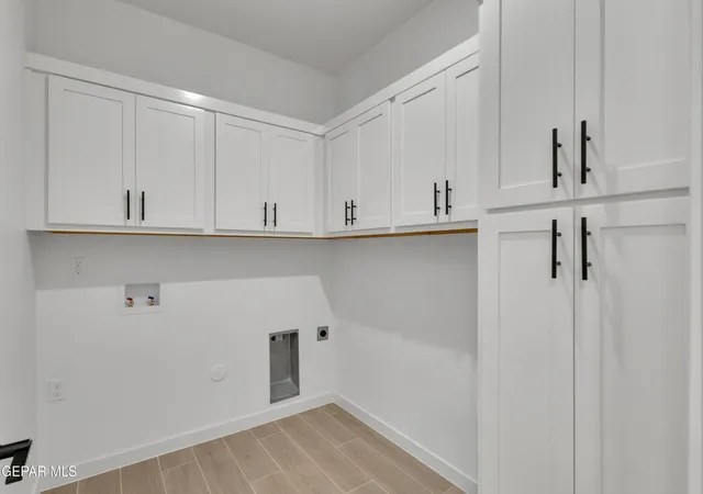 Photo 3 of Single family home for sale at 15112 Rami Ct, El Paso, TX 79938 | MLS# 950257 | Listing updated on 2026-08-31