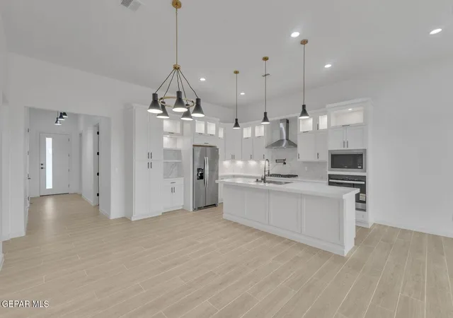 Photo 3 of Single family home for sale at 3033 Impression St, El Paso, TX 79938 | MLS# 950264 | Listing updated on 2026-08-31