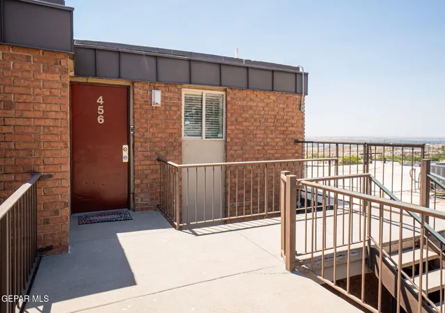 Photo 2 of Condo for sale at 4433 N Stanton St #Q456, El Paso, TX 79912 | MLS# 950338 | Listing updated on 2026-09-01