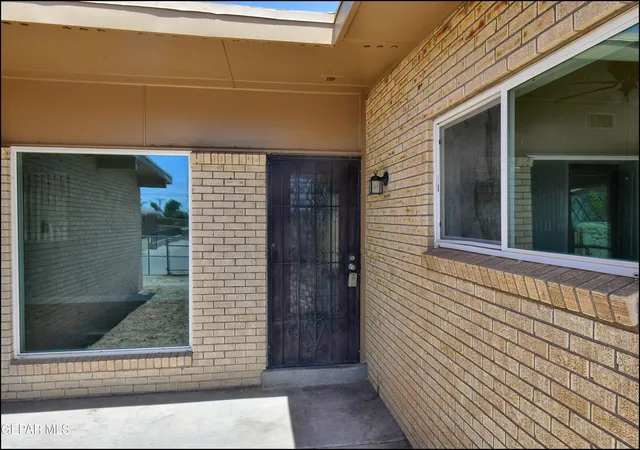 Photo 3 of Single family home for sale at 5105 Wally Dr, El Paso, TX 79924 | MLS# 950331 | Listing updated on 2026-09-01