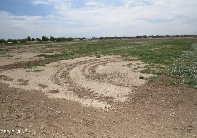Photo 3 of Land for sale at 711 S Vasquez Dr, San Elizario, TX 79849 | MLS# 950337 | Listing updated on 2026-09-01