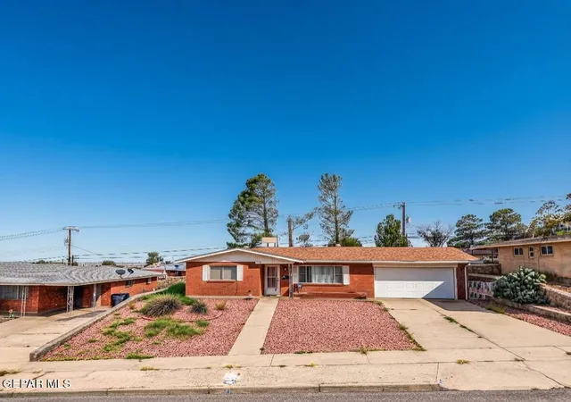 Photo 1 of Single family home for sale at 3504 Volcanic Ave, El Paso, TX 79904 | MLS# 951991 | Listing updated on 2026-10-28