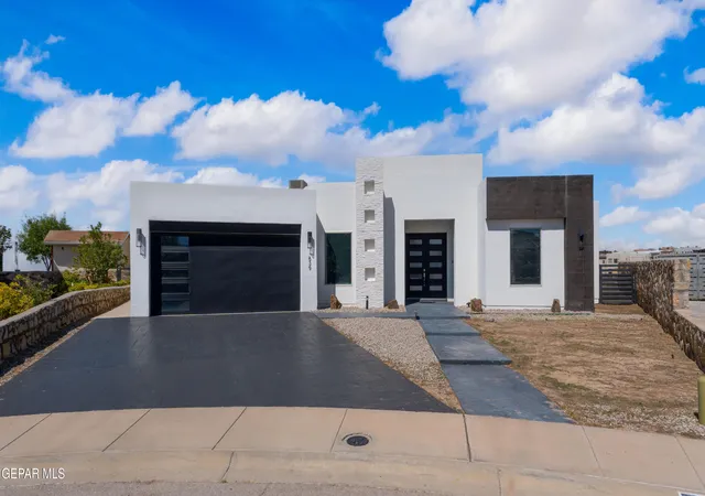 Photo 1 of Sale Pending at 639 Port Royal Pl, Horizon City, TX 79928 | MLS# 952000 | Listing updated on 2026-10-02