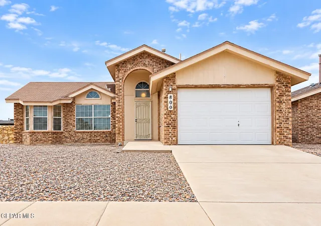 Photo 1 of Single family home for sale at 800 Nazareno St, El Paso, TX 79928 | MLS# 952033 | Listing updated on 2026-10-07