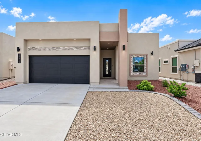 Photo 1 of Single family home for sale at 13876 Paseo Perlas Dr, Horizon City, TX 79928 | MLS# 952501 | Listing updated on 2026-10-19