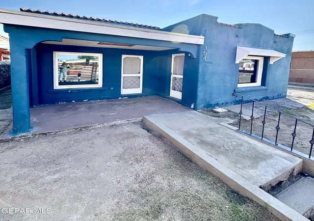 Single family home for sale at 354 Dolan St, El Paso, TX 79905 | MLS# 953237