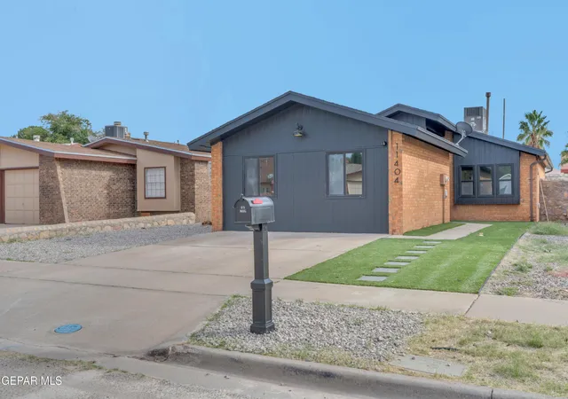 Photo 1 of Sale Pending at 11404 Lake Nasser Dr, El Paso, TX 79936 | MLS# 953338 | Listing updated on 2026-10-27